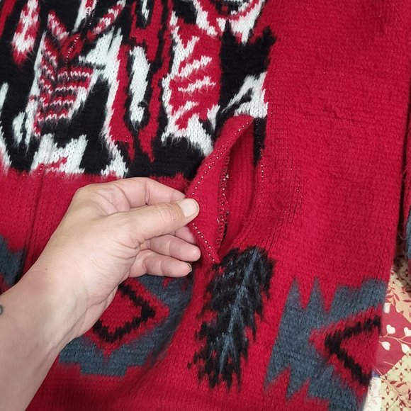 Native American & Wolf Hoodie Made In Ecuador - Picture 5 of 11